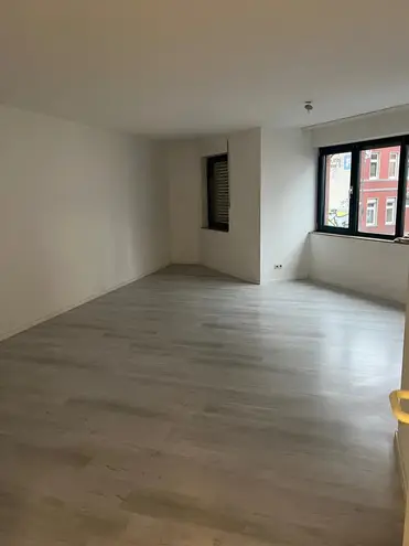 2 Zimmer Wohnung mit 63 m² in Köln – Bild 2