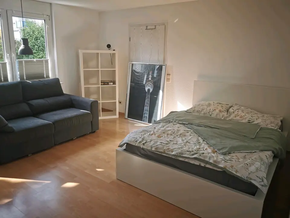 WG-Zimmer mit 35 m² in Stuttgart – Bild 1