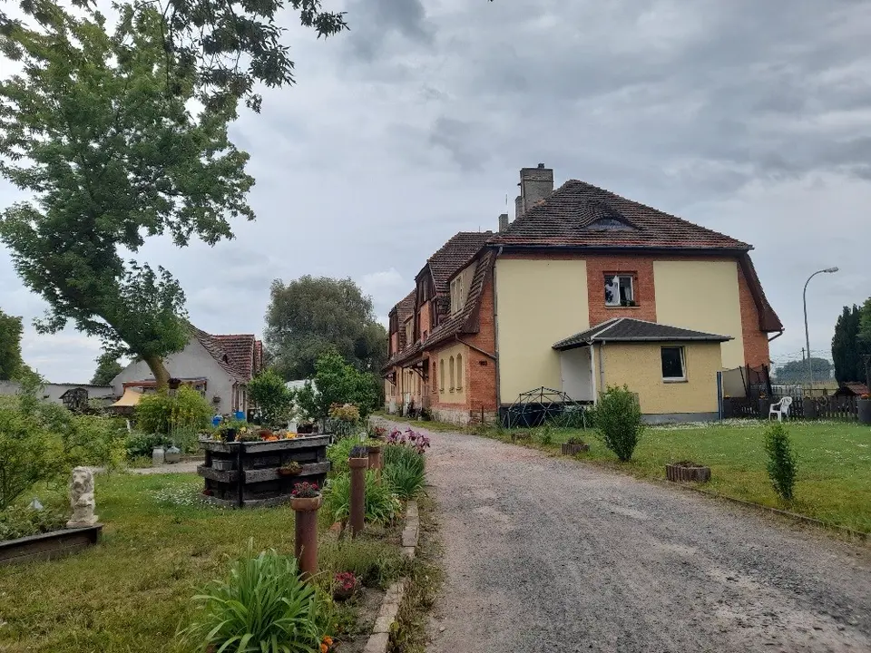 4 Zimmer Wohnung mit 130 m² in Sangerhausen – Bild 3