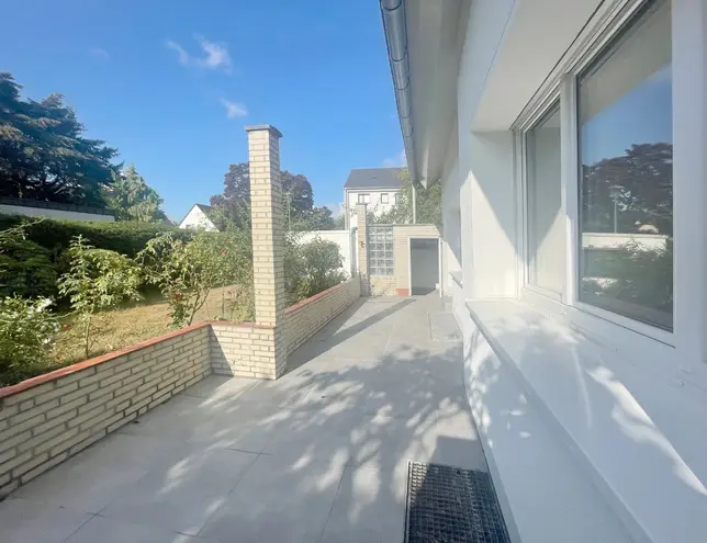6 Zimmer Haus mit 140 m² in Köln – Bild 3