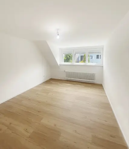 6 Zimmer Haus mit 140 m² in Köln – Bild 9