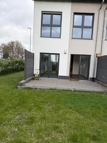 5 Zimmer Haus mit 140 m² in Wiesbaden – Bild 2