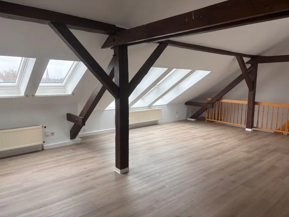 4 Zimmer Wohnung mit 155 m² in Frankfurt (Oder) – Bild 1