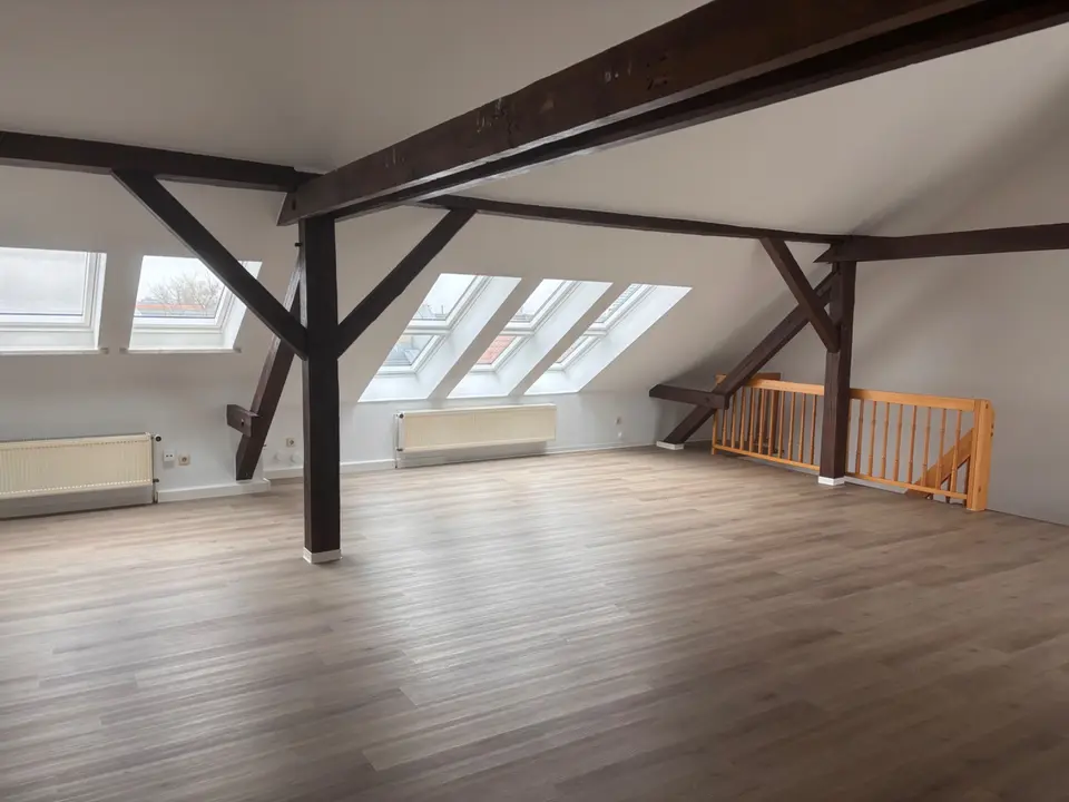 4 Zimmer Wohnung mit 155 m² in Frankfurt (Oder) – Bild 2