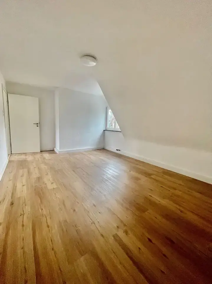 4 Zimmer Haus mit 105 m² in Nürnberg – Bild 6