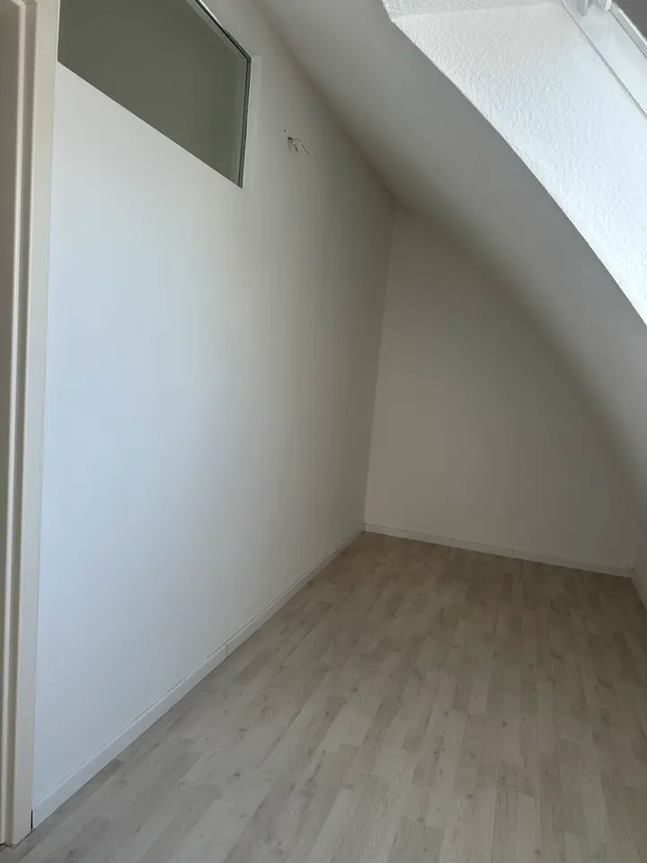 4 Zimmer Wohnung mit 109 m² in Hannover – Bild 4