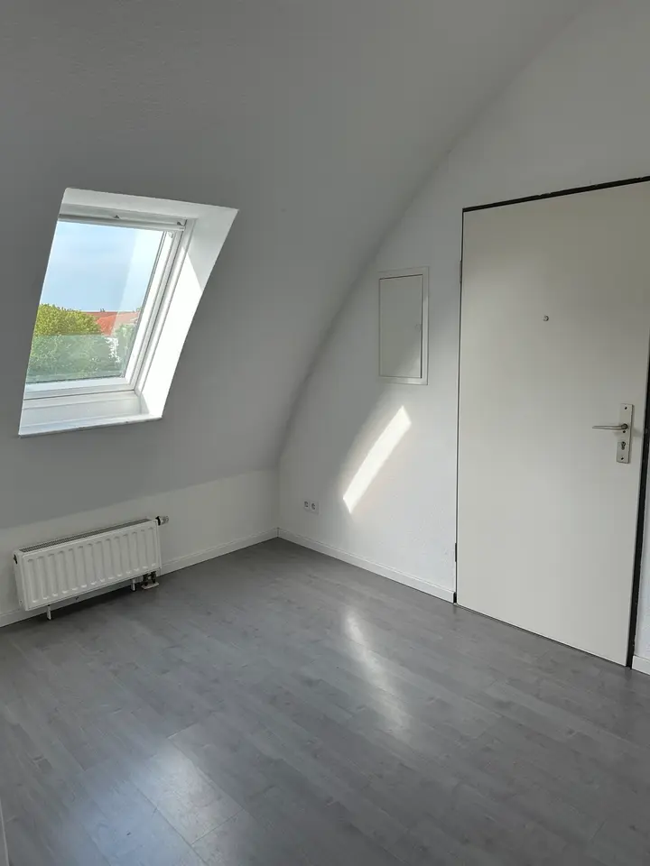 4 Zimmer Wohnung mit 109 m² in Hannover – Bild 9