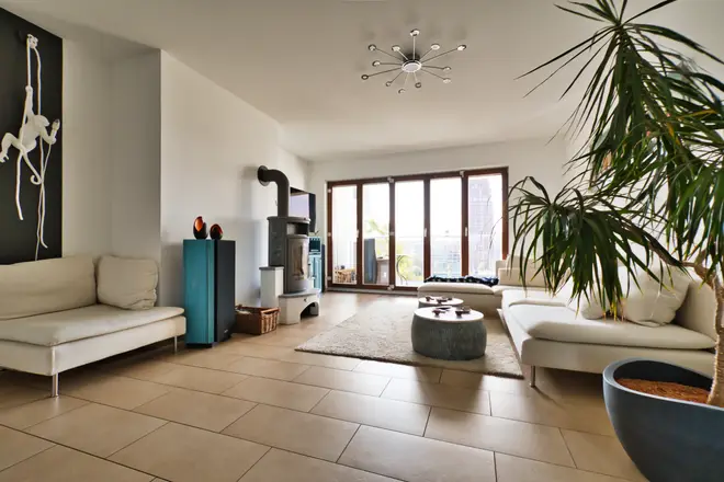 3 Zimmer Wohnung mit 105 m² in Frankfurt am Main – Bild 7