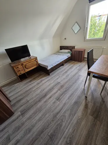 WG-Zimmer mit 12 m² in Stuttgart – Bild 3