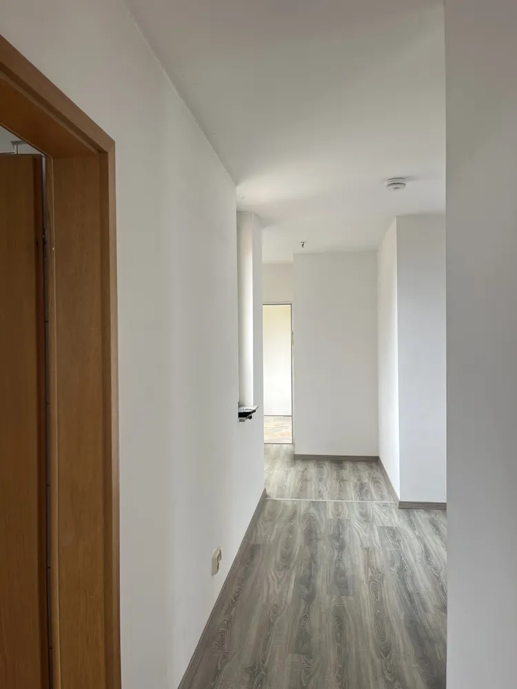 2 Zimmer Wohnung mit 84 m² in Plauen – Bild 10