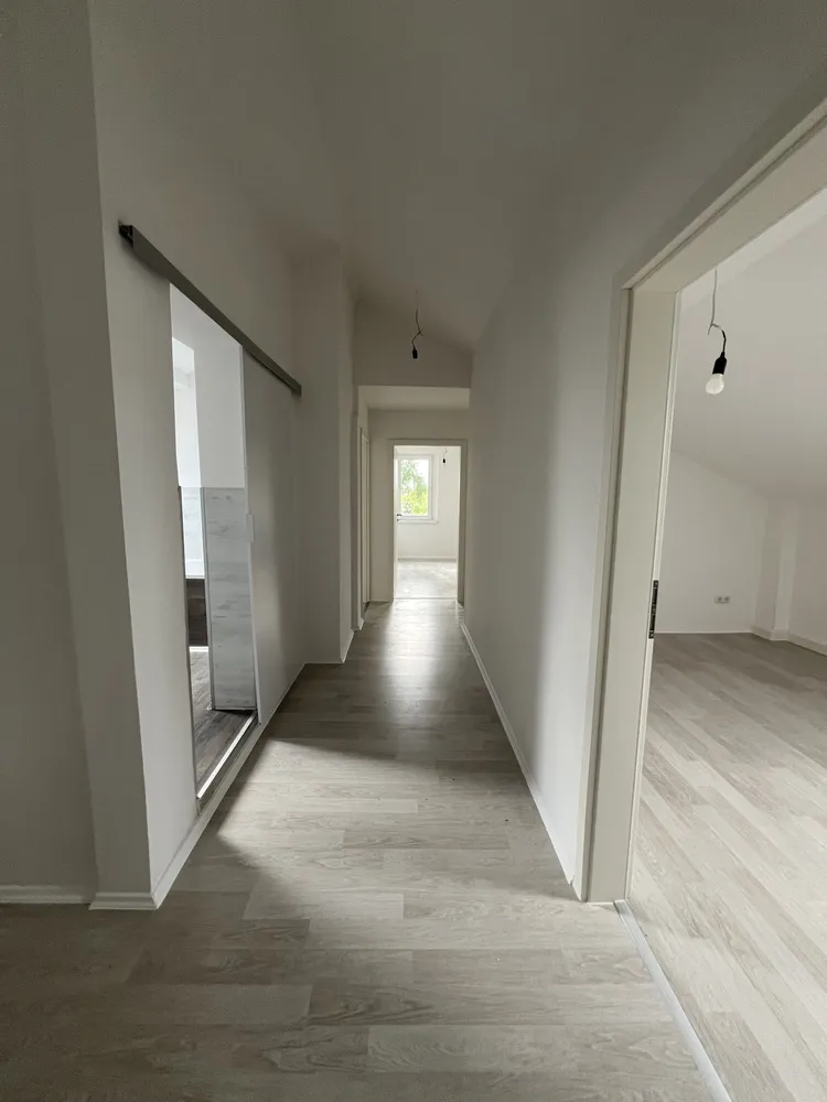 5 Zimmer Wohnung mit 150 m² in Halle (Saale) – Bild 12