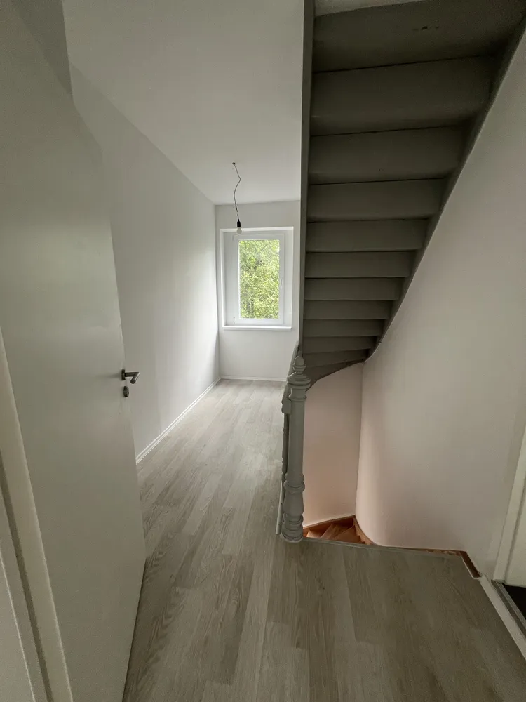 5 Zimmer Wohnung mit 150 m² in Halle (Saale) – Bild 3
