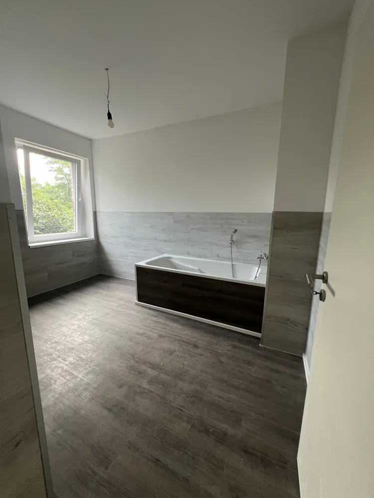 5 Zimmer Wohnung mit 150 m² in Halle (Saale) – Bild 5