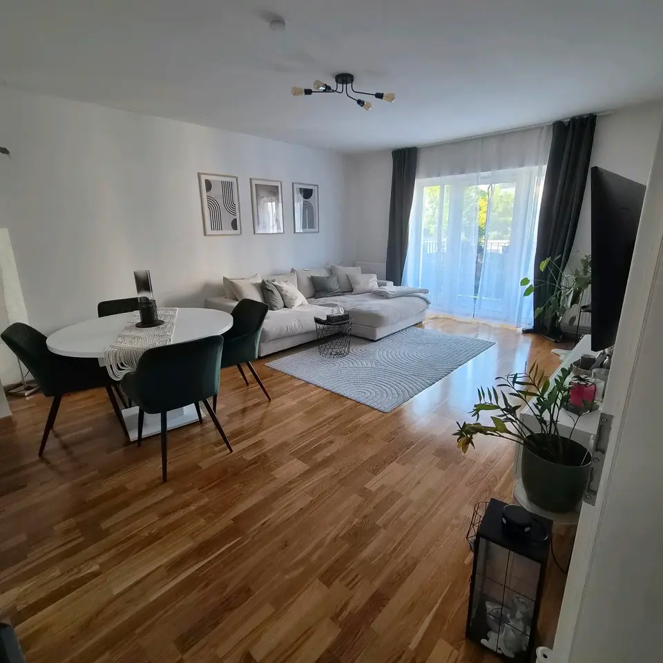 3 Zimmer Wohnung mit 94 m² in Oranienburg – Bild 1