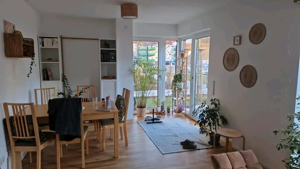 WG-Zimmer mit 75 m² in Erlangen – Bild 1