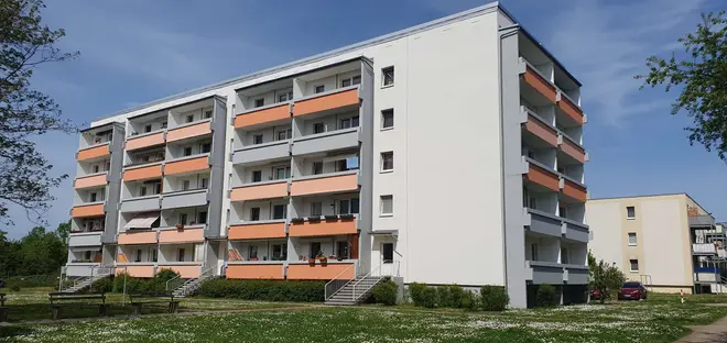 4 Zimmer Wohnung mit 83 m² in Halle (Saale) – Bild 1