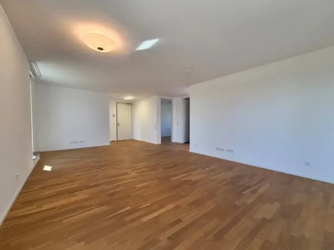 4 Zimmer Wohnung mit 137 m² in Hanau – Bild 1