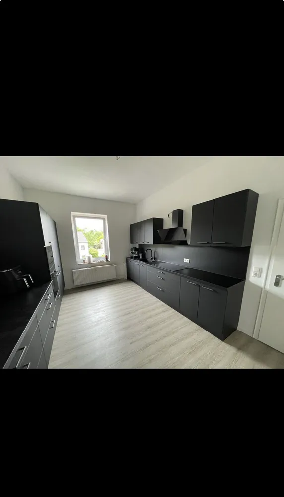 5 Zimmer Wohnung mit 133 m² in Mönchengladbach – Bild 1