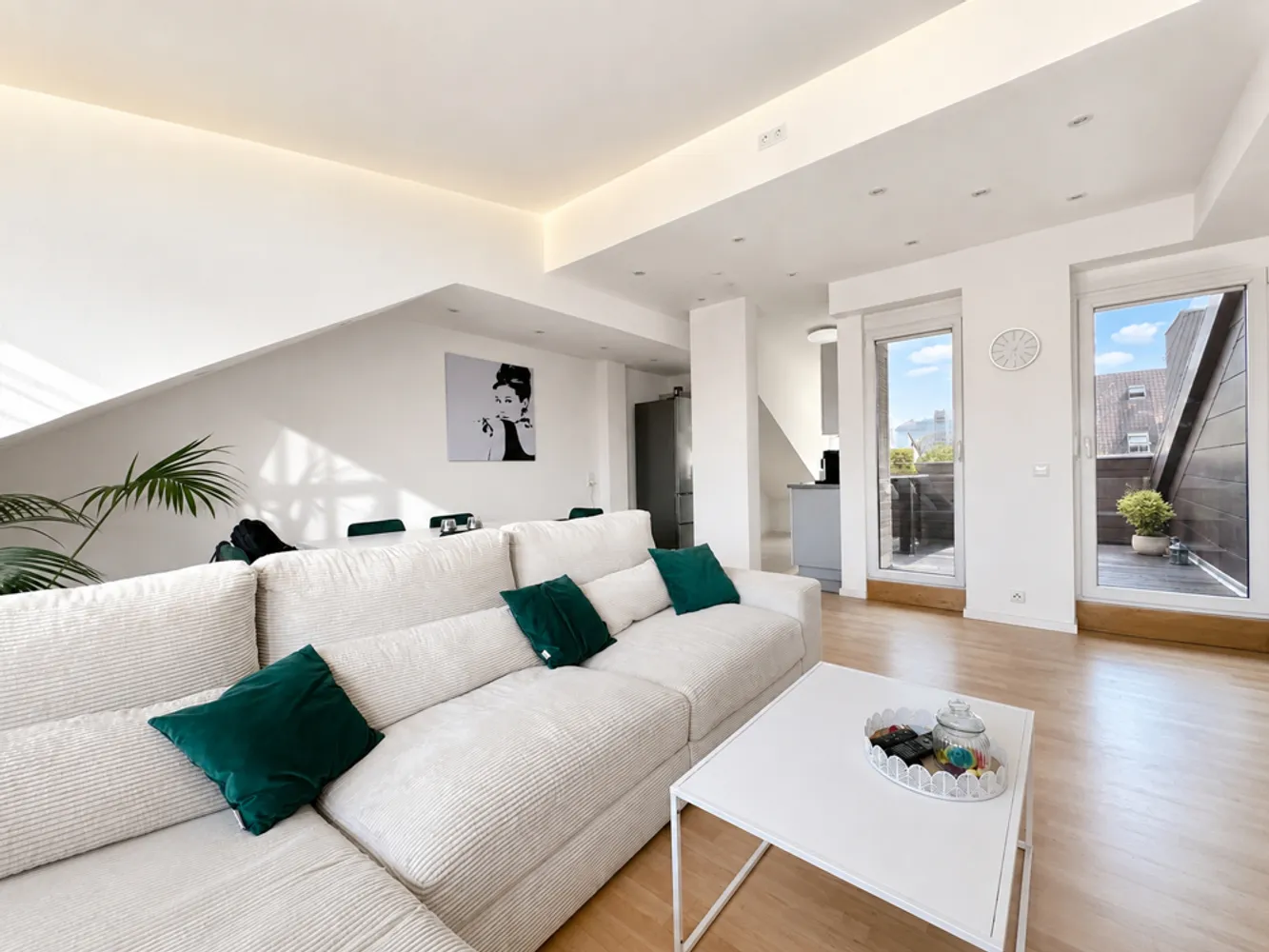 3 Zimmer Wohnung mit 105 m² in Mannheim – Bild 1