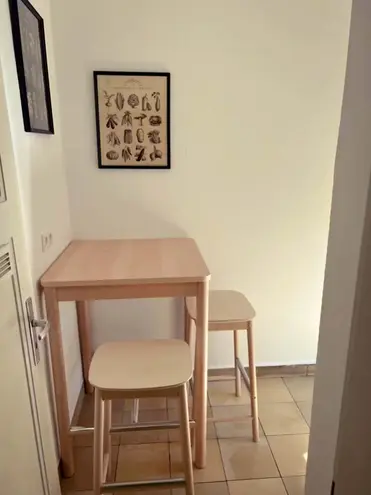 WG-Zimmer mit 25 m² in Frankfurt am Main – Bild 2