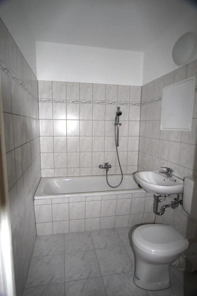 4 Zimmer Wohnung mit 76 m² in Neubrandenburg – Bild 4