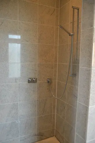 4 Zimmer Wohnung mit 110 m² in Frankfurt am Main – Bild 7
