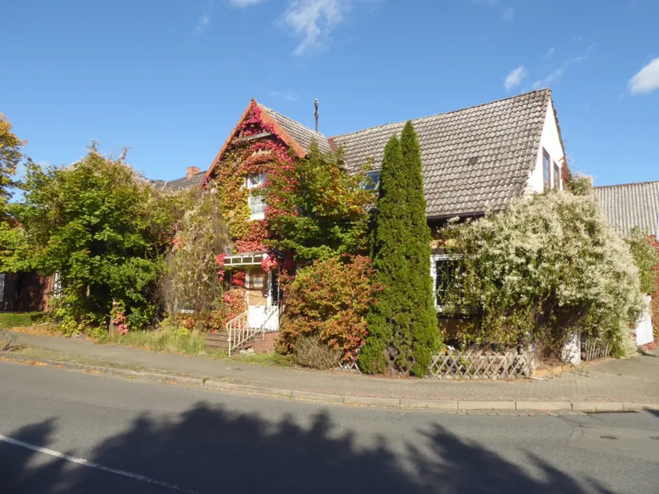 8 Zimmer Haus mit 278 m² in Gifhorn – Bild 2
