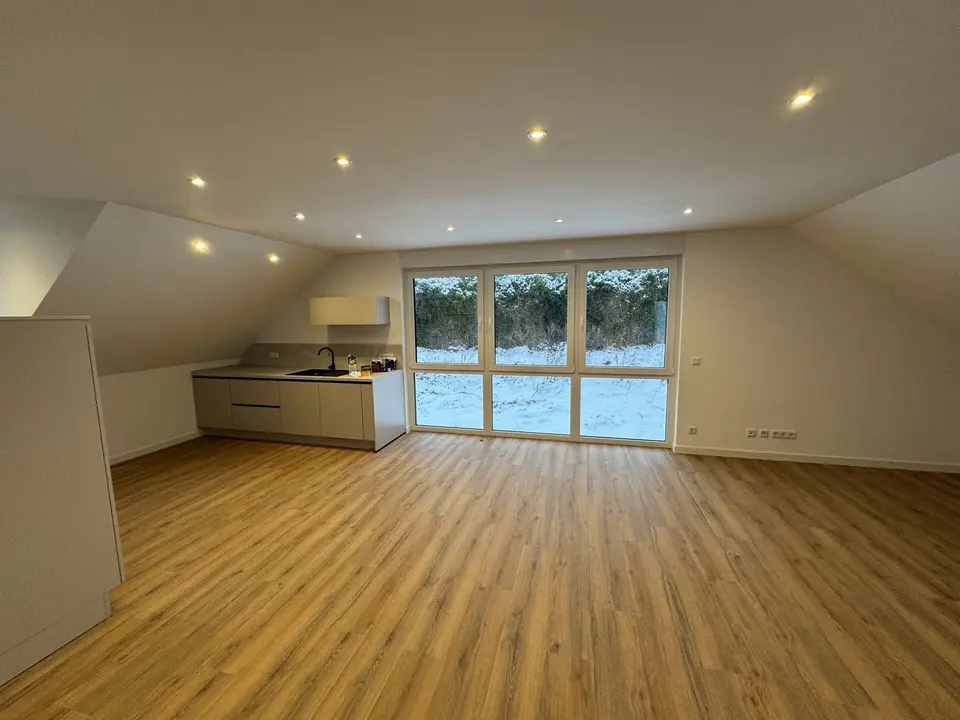 2 Zimmer Wohnung mit 67 m² in Lübeck – Bild 2