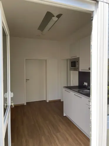 2 Zimmer Wohnung mit 47 m² in Frankfurt am Main – Bild 2