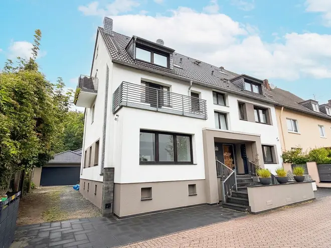 4 Zimmer Wohnung mit 154 m² in Essen – Bild 2
