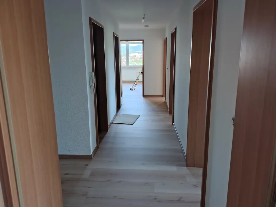 5 Zimmer Wohnung mit 118 m² in Reutlingen – Bild 4