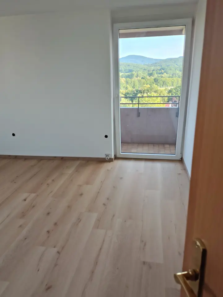 5 Zimmer Wohnung mit 118 m² in Reutlingen – Bild 8
