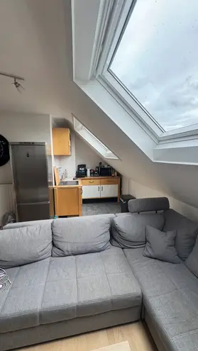 2 Zimmer Wohnung mit 38 m² in Neuss – Bild 2