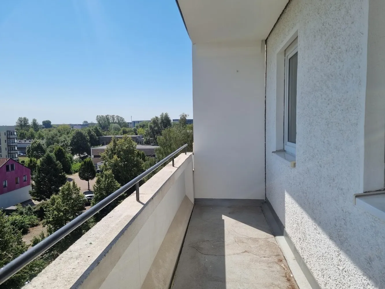 4 Zimmer Wohnung mit 82 m² in Magdeburg – Bild 1
