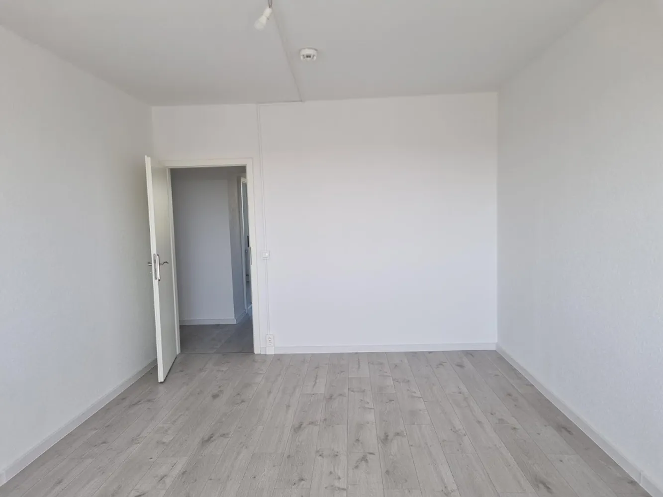 4 Zimmer Wohnung mit 82 m² in Magdeburg – Bild 4