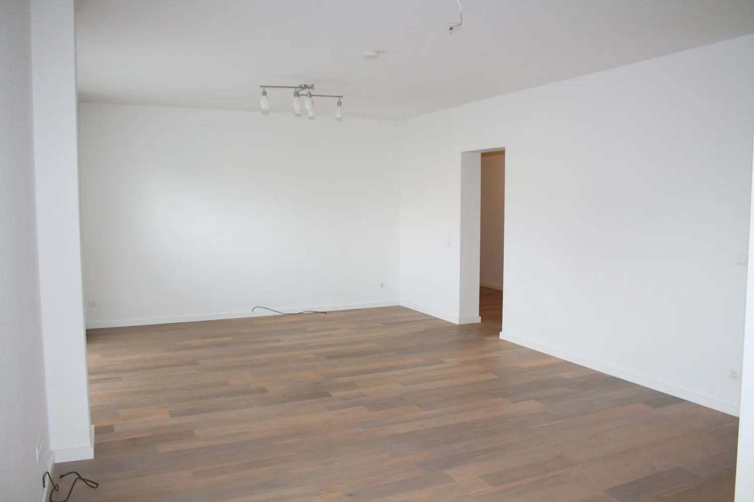 3 Zimmer Wohnung mit 111 m² in Kaiserslautern – Bild 2