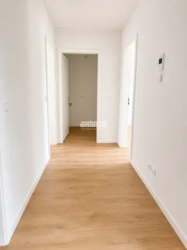 4 Zimmer Wohnung mit 92 m² in Erfurt – Bild 2