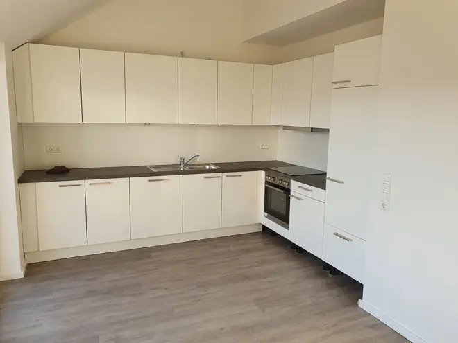 3 Zimmer Wohnung mit 84 m² in Lübeck – Bild 2