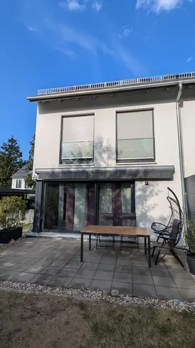 5 Zimmer Haus mit 136 m² in Nürnberg – Bild 1