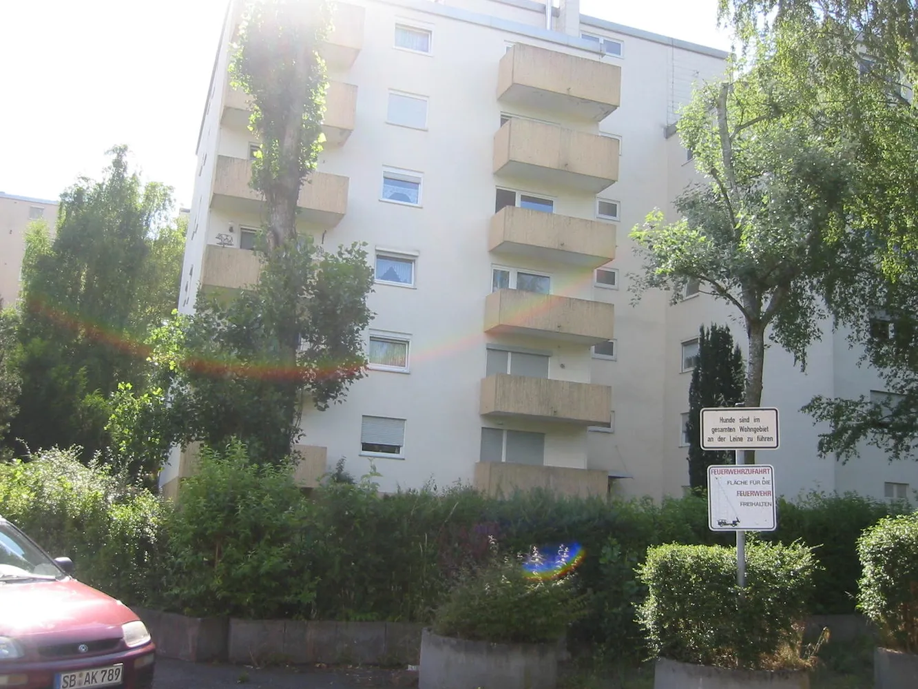 80 Zimmer Wohnung mit 28 m² in Saarbrücken – Bild 1
