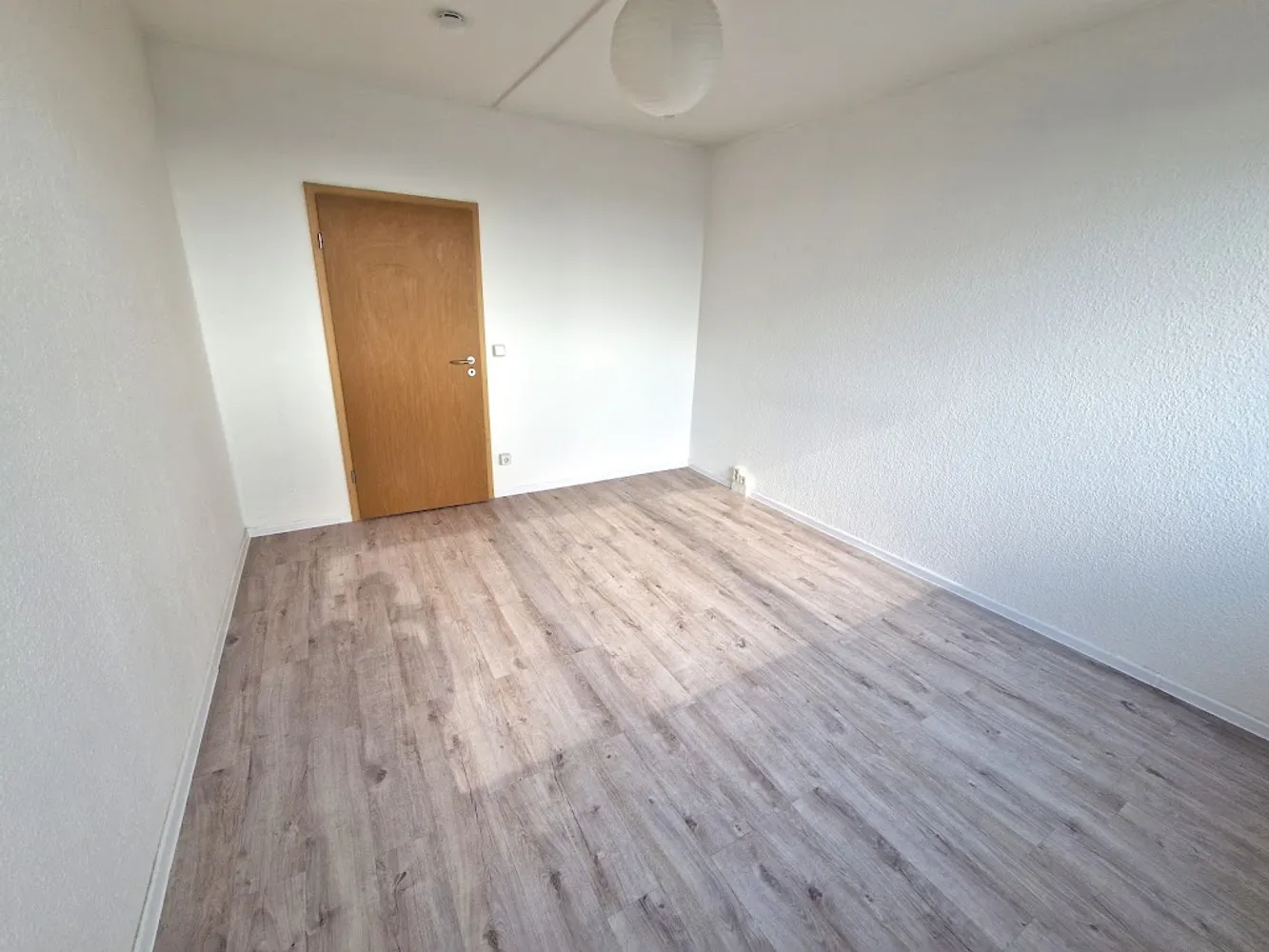 1 Zimmer Wohnung mit 24 m² in Neubrandenburg – Bild 3