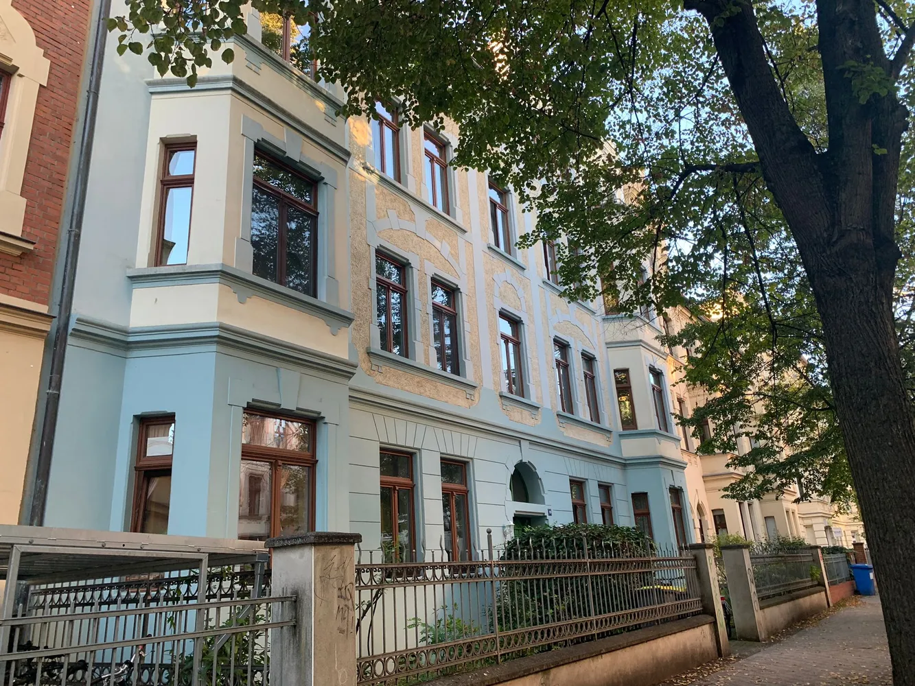 4 Zimmer Wohnung mit 96 m² in Magdeburg – Bild 1