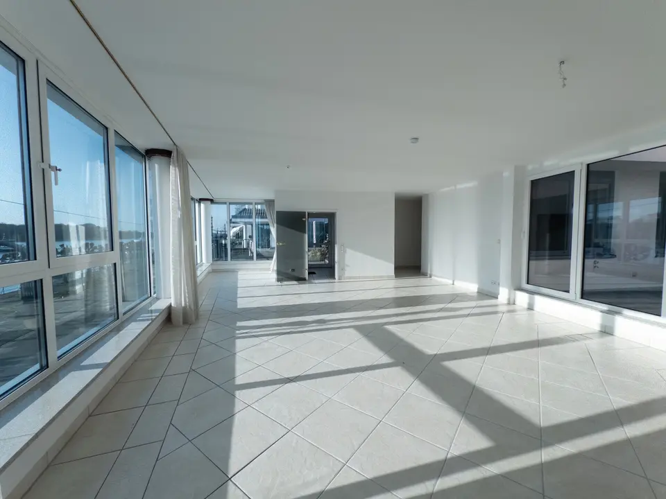 3 Zimmer Wohnung mit 154 m² in Königswinter – Bild 2