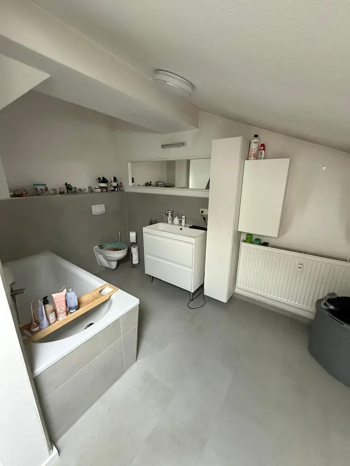4 Zimmer Wohnung mit 123 m² in Gera – Bild 3