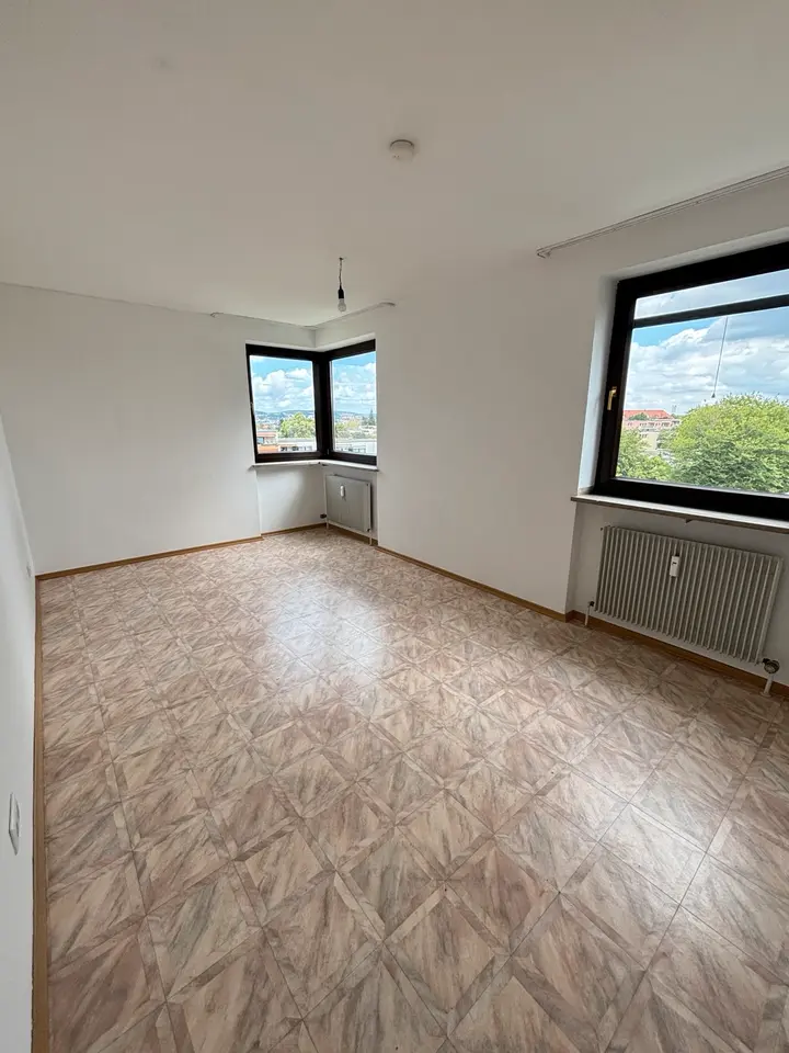 3 Zimmer Wohnung mit 80 m² in Amberg – Bild 4