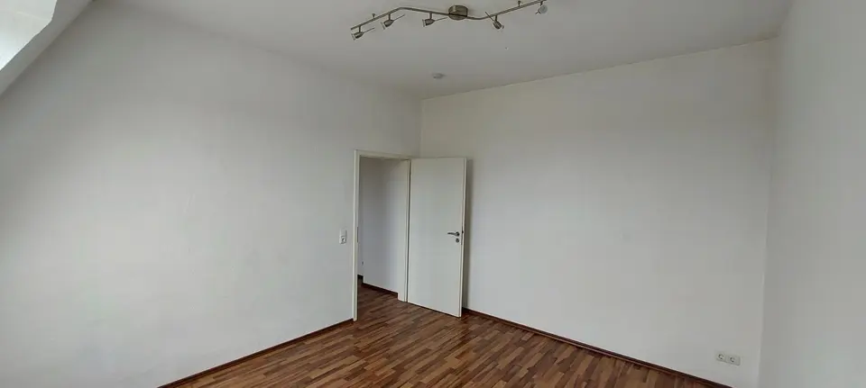 3 Zimmer Wohnung mit 64 m² in Wilhelmshaven – Bild 2