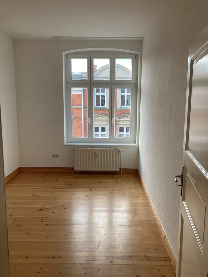 2 Zimmer Wohnung mit 45 m² in Schwerin – Bild 1