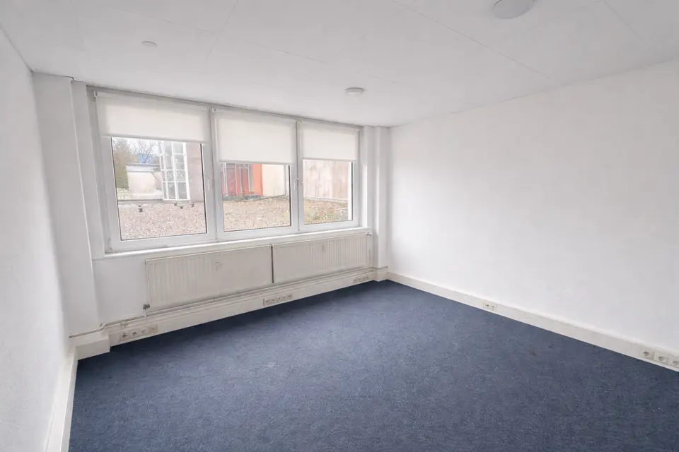4 Zimmer Wohnung mit 110 m² in Bremerhaven – Bild 2
