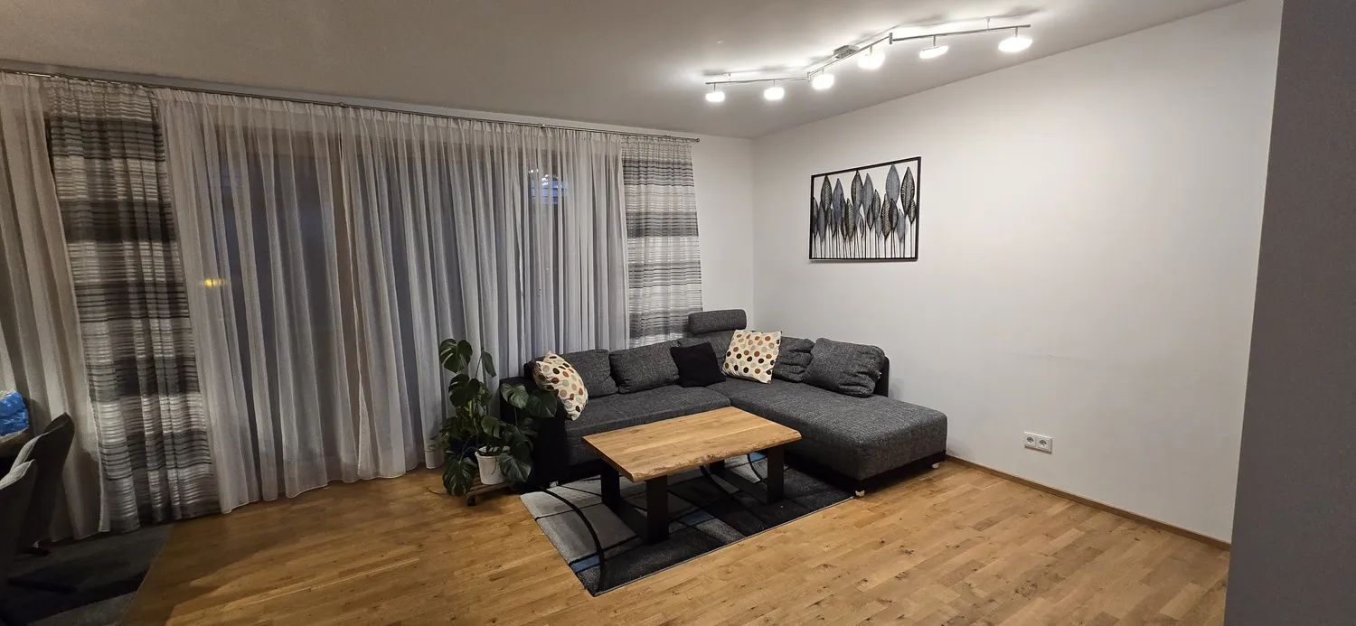 4 Zimmer Wohnung mit 102 m² in Friedrichshafen – Bild 1