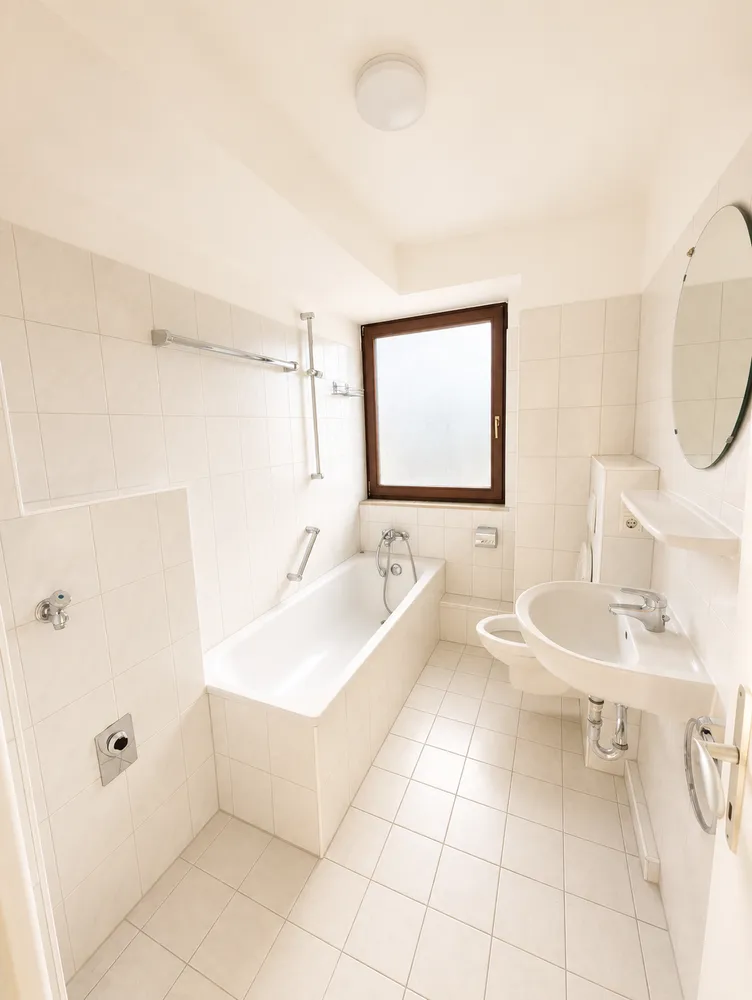 4 Zimmer Wohnung mit 99 m² in Würzburg – Bild 12